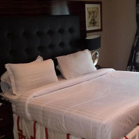 Villa Angelia Boutique Hotel Ikoyi Extérieur photo