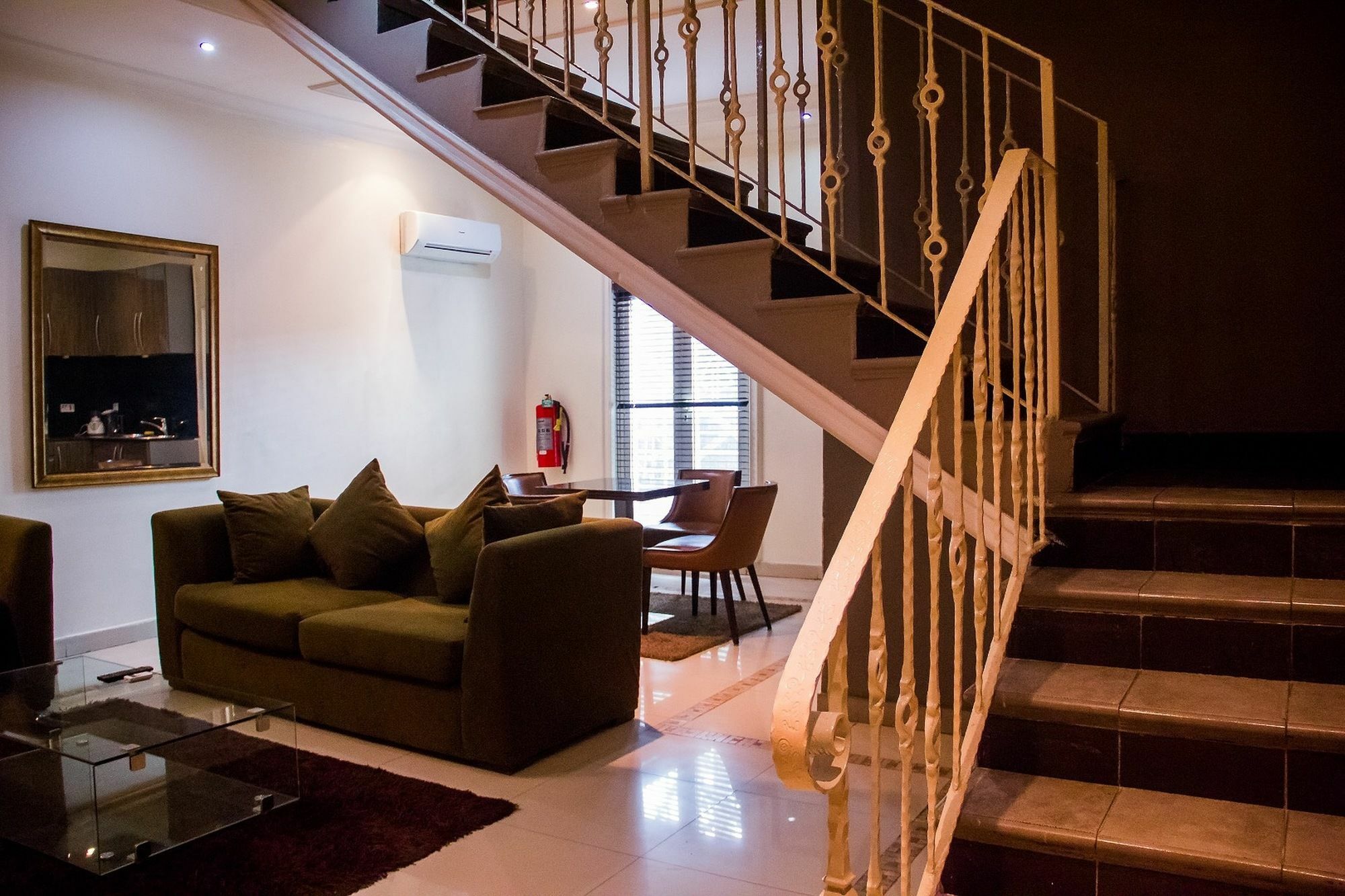 Villa Angelia Boutique Hotel Ikoyi Extérieur photo